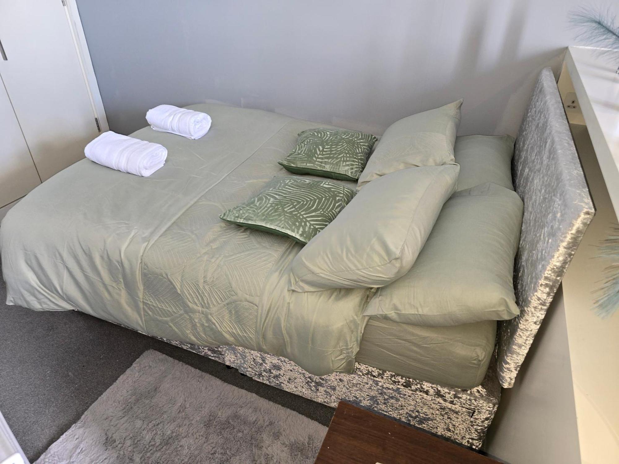 Apartment 2-bed At The Heart Of Center *