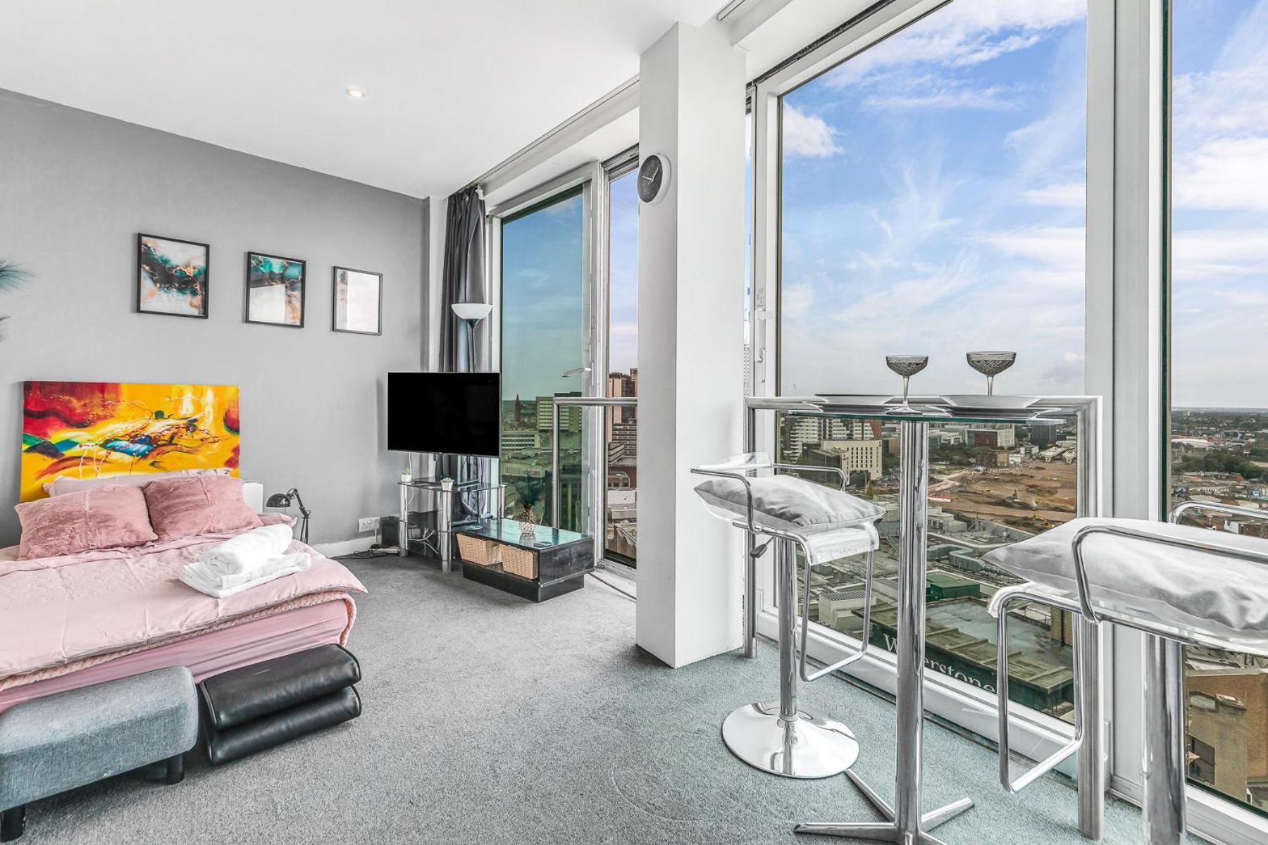 Apartment 2-bed At The Heart Of Center Birmingham