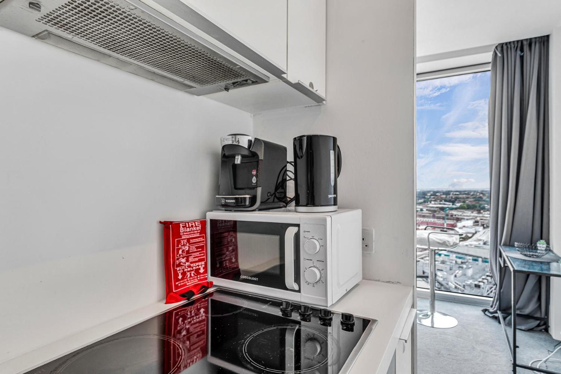 2-bed At The Heart Of Center Apartment Birmingham
